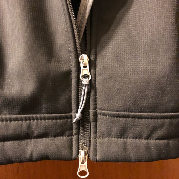 Men’s Coat Almost New Only worn once missing hood - Picture 4 of 4